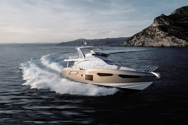 Azimut 60 — Menorca Yacht Rental, Menorca