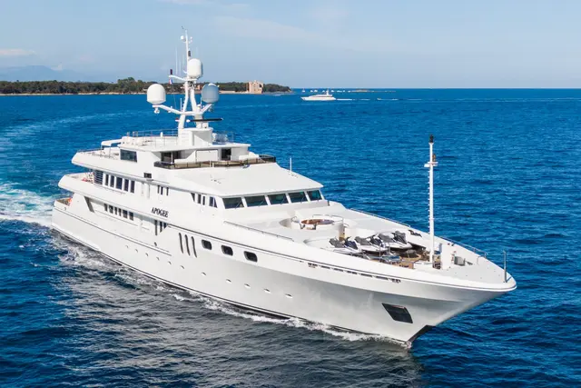 Apogee — Menorca Yacht Rental, Menorca