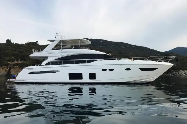 Princess 68 Fly — Menorca Yacht Rental, Menorca