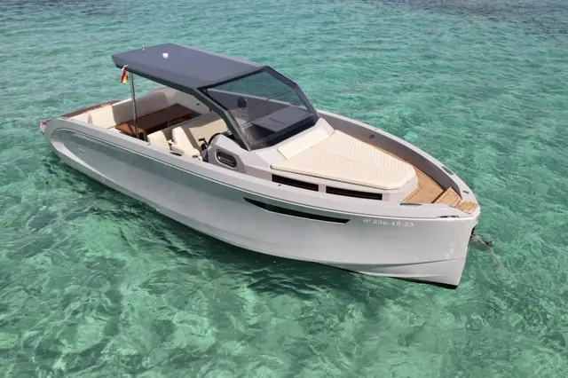 Rand Escape 30 — Menorca Yacht Rental, Menorca