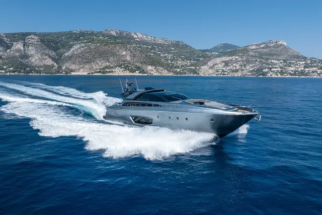 Riva 86 Domino — Menorca Yacht Rental, Menorca