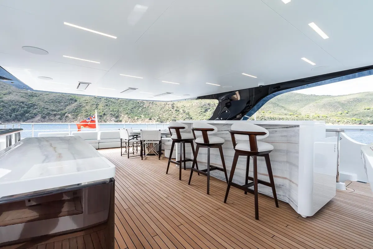 M, master cabin — Menorca Yacht Rental, Menorca. Five cabins, one heading, days that drift slowly
