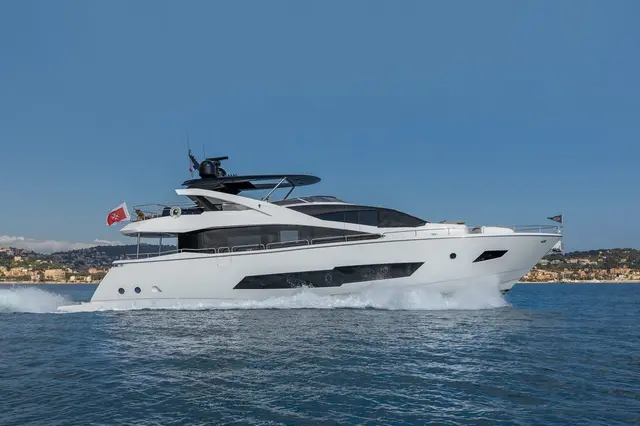 Sunseeker 86 — Menorca Yacht Rental, Menorca