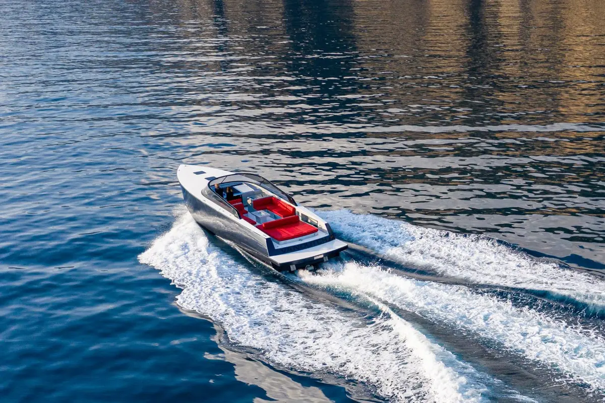 Vandutch 48, salon — Menorca Yacht Rental, Menorca. Sleek, low-slung speed built for Menorca's coves